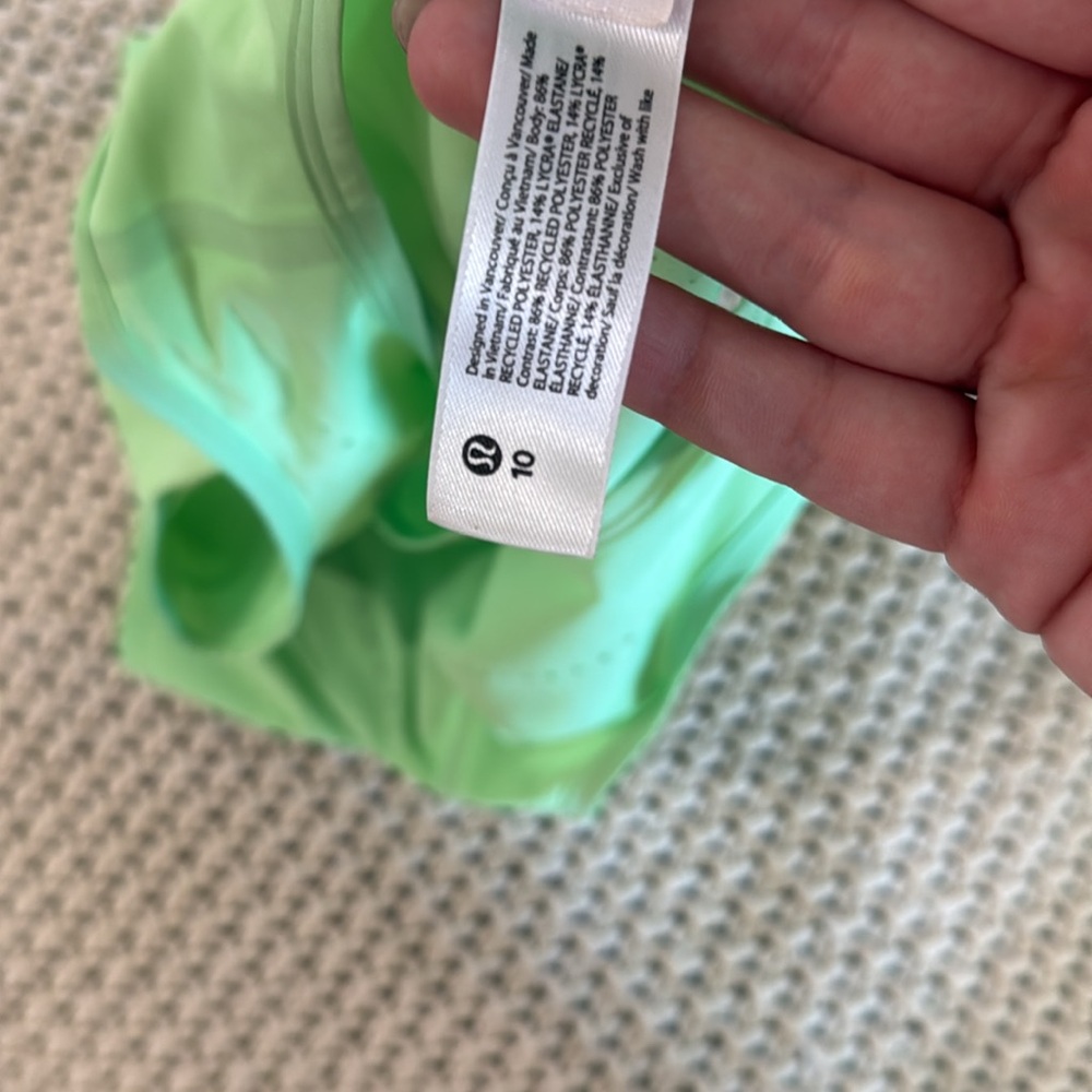 Lululemon Vented Tank Top - Picture 3 of 3